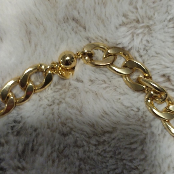 Gorgeous choker necklace by Alexa Rae - Picture 4 of 5